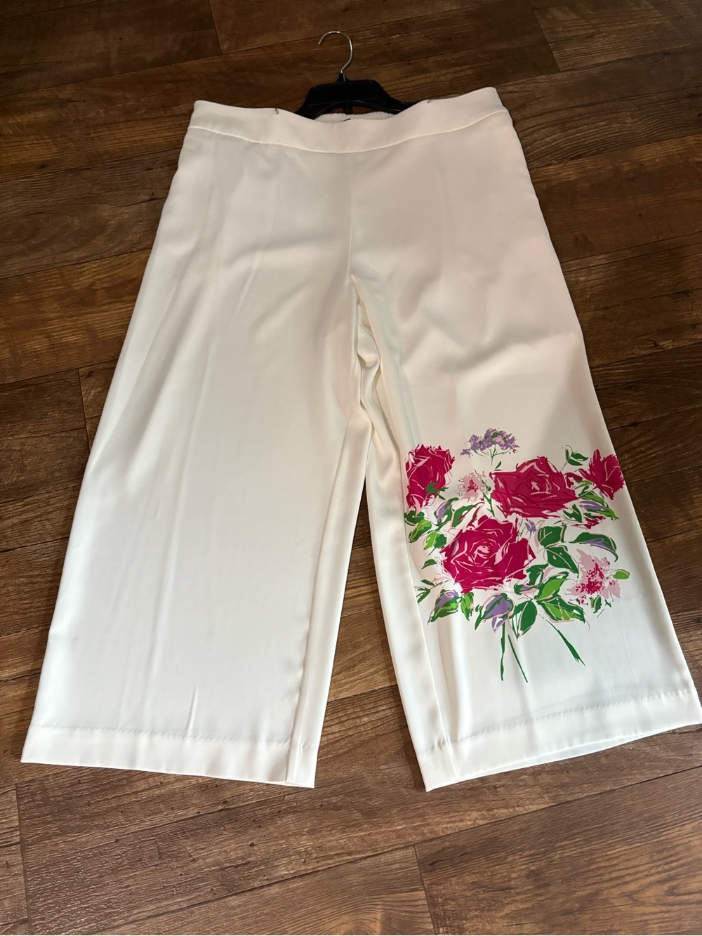 NWOT Crop Pant
